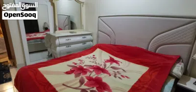 اغراض منزل للبيع غرفة نوم كاملة وجيدة جدا كالجديدة.. ثلاجة سامسونج 24 قدم كالجديدة .. 2