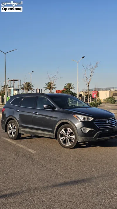 Hyundai Santa Fe Limited 2