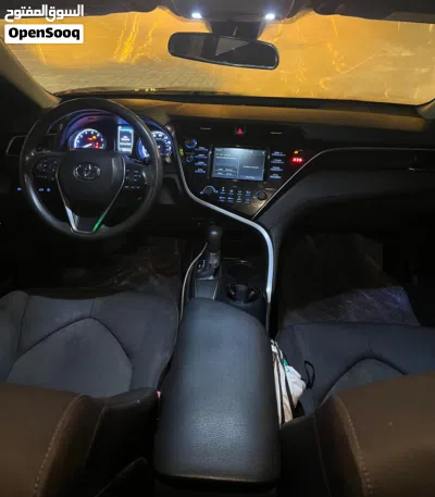 Toyota Camry LE 2