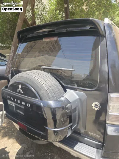 ميتسوبيشي باجيرو GLS 2