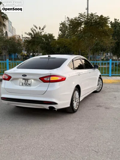 Ford Fusion Titanium 4