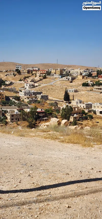 من المالك مباشرة بدون اي وسيط دونم ارض للبيع واصل جمع الخدمات الزواهره حي نصار 3