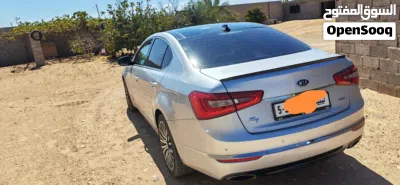 Kia Cadenza Premium 2