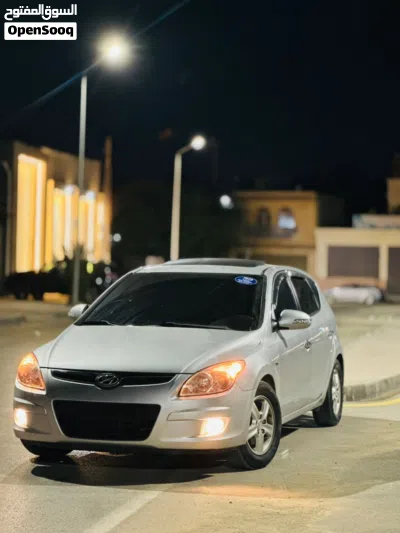 Hyundai i30 Standard 2