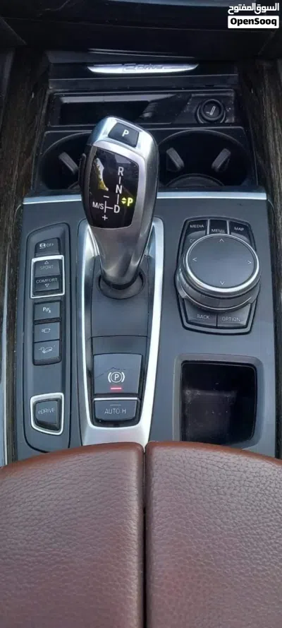 بي ام دبليو الفئة X5 Standard 2