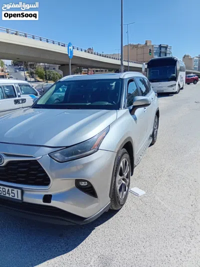 تويوتا هايلاندر GLE 3