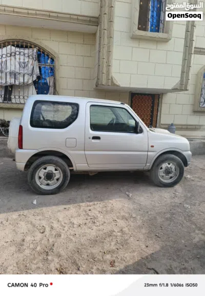 Suzuki Jimny Standard 2