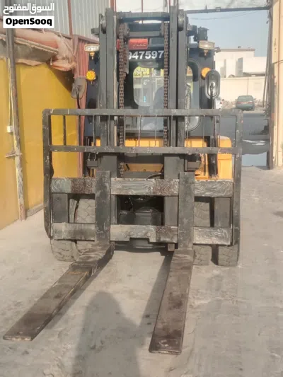 Fornier Forklift 2008 model for sale in good conditio. AC working. 3