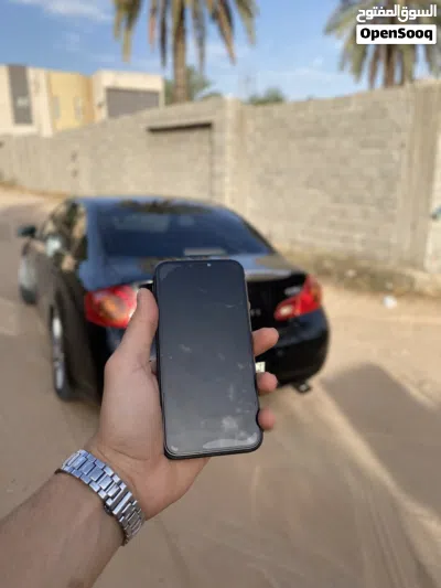 ايفون 11 للبيع 4