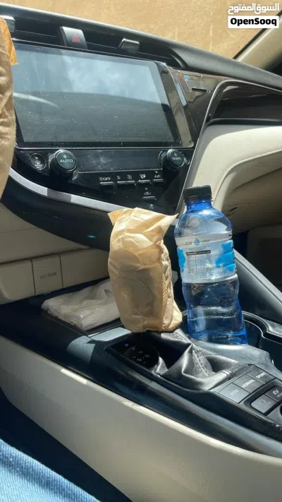 Toyota Camry LE 2