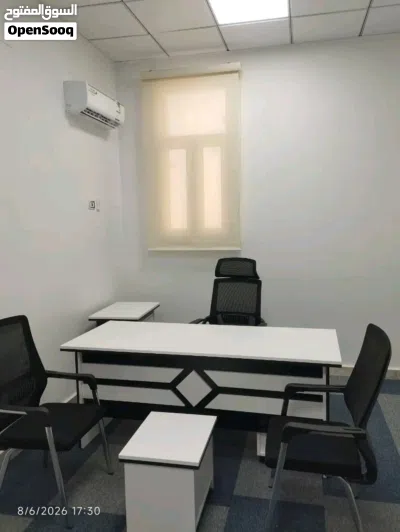 مكاتب ادارية ومكاتب موظفين بأسعار وتشكيلات متنوعة 2