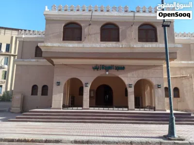 فيلا فاخرة مساحه 600متر مربع حديقة 300 متر نص تشطيب 3 أدوار وجراج سيارات 2