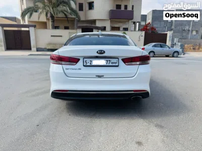 Kia Optima Standard 4
