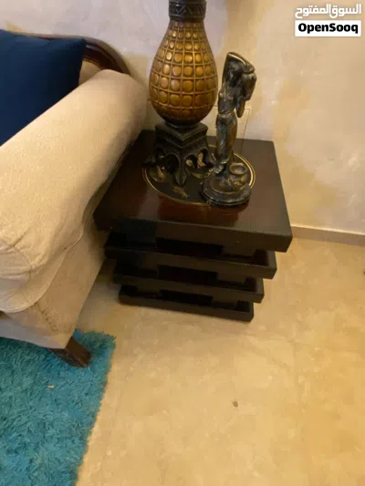 طاولة وسط مع 2 سيرفس 3
