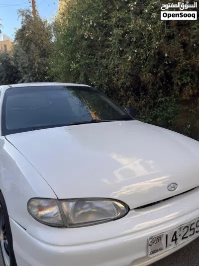 Hyundai Accent Standard 2