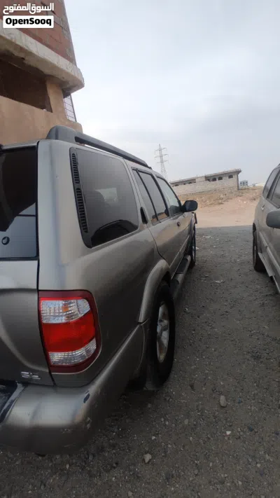 نيسان باثفايندر XE 4