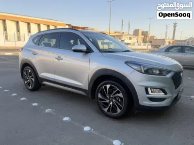 Hyundai Tucson GLS 2