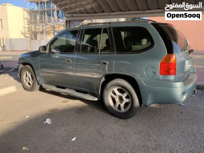 GMC Envoy Standard 2