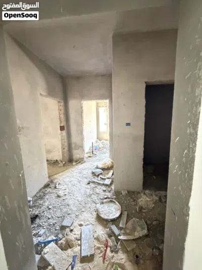شقه ارضيه نص تشطي بقرجها فسراج متفرع لبغدادي خلف صالة رويال 4