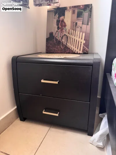 Bed Room Set in very good condition with 2 Side Tables, Mattress and Cupboard 3