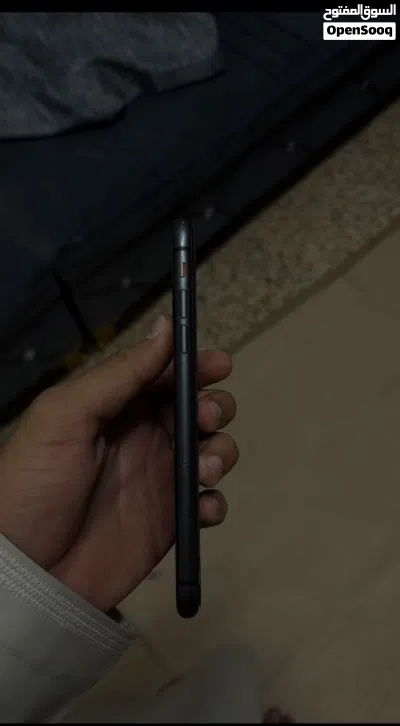 آيقون 11 للبيع مستعمل سنتين 2