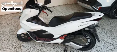هوندا PCX150 3