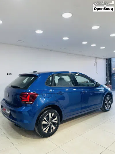 Volkswagen Polo Life 4
