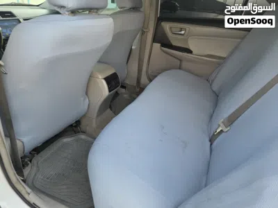 Toyota Camry XLE 3