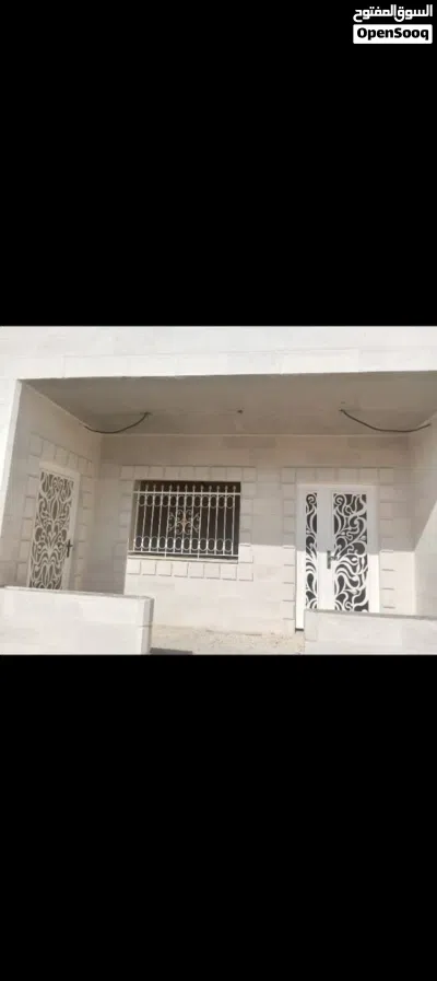 البيت طريق السخنه بعد صاله اللافندر تبعد عن الشارع الرئيسي 100 متر فقط المسافه من البيت لدوارمعصوم 4