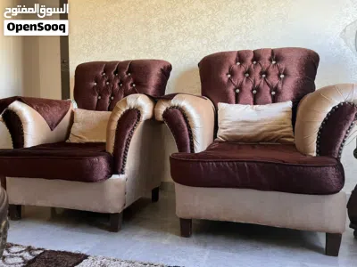 للبيع طقم كنب 7 مقاعد للبيع بسعر مغري 3