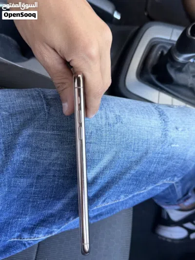 آيفون 11 برو ماكس 4