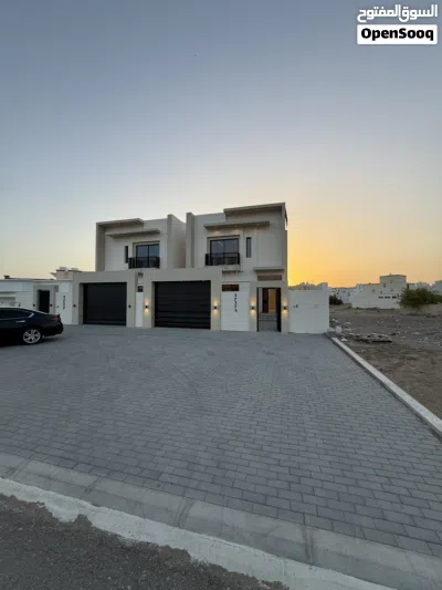 للبيع فيلا في المعبيله شارع الخير Villa for sale in Al Maabilah Al Khair Street 3