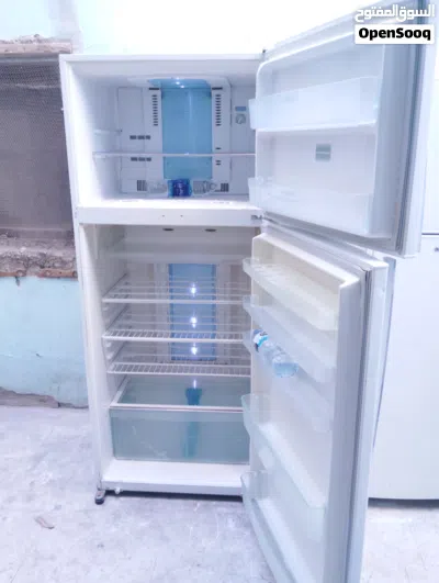 ثلاجه حجم كبير بحاله ممتازه استخدام بحاله جيده ثلاجه توشيبا 24 قدم بحاله الوكاله ممتازه معا التوصل 2