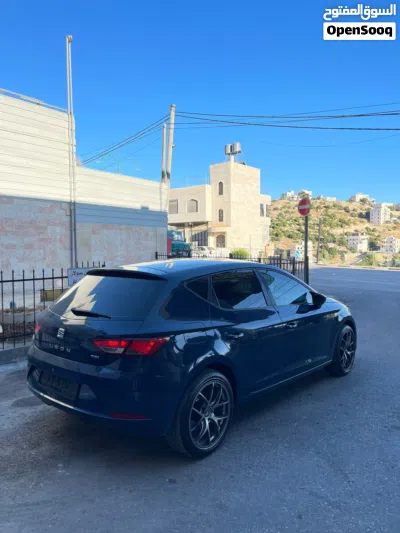 سيات ليون Standard 3