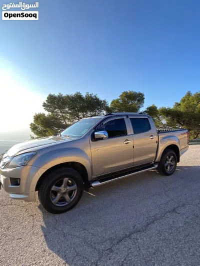 Isuzu D-Max LS 2