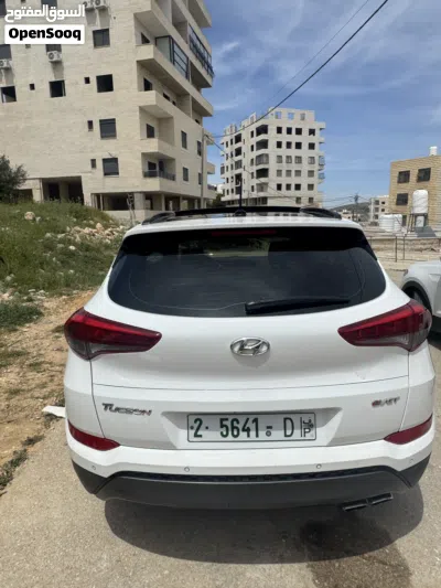 هيونداي توسان Standard 4