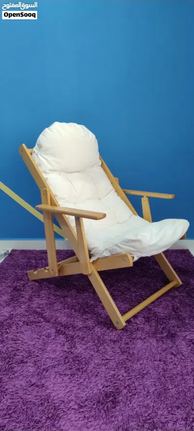 كرسي استرخاء خشبي فاخر مع فرشة مريحة Luxury Wooden Recliner Chair – Great Deal Only 12 3