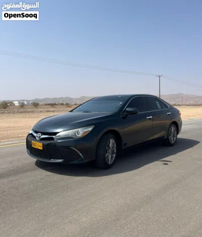 Toyota Camry SE 3
