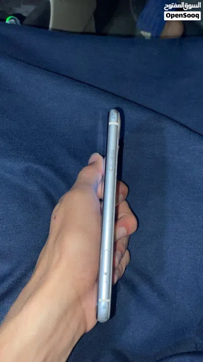 ايفون 11عادي للبيع 3
