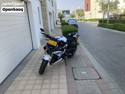 بي إم دبليو S 1000 R 3