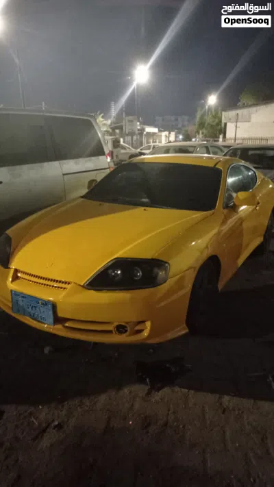 Hyundai Tiburon GT 2