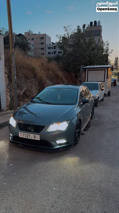 سيات ليون Standard 2