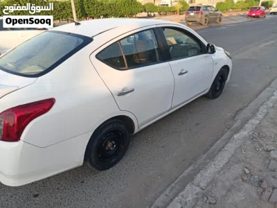 Nissan Sunny S 2