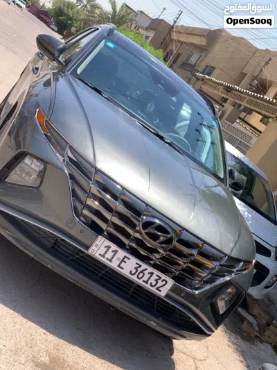 Hyundai Tucson SEL 4