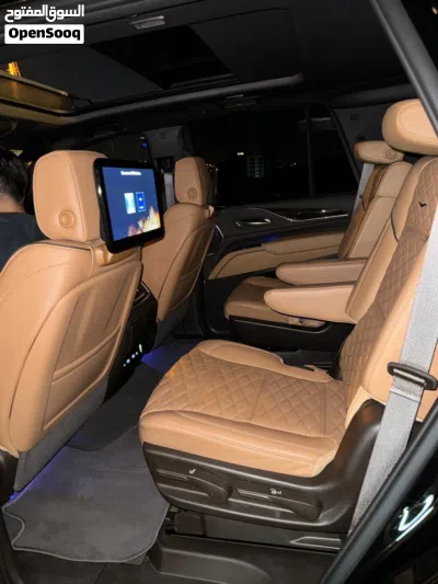 Cadillac Escalade Platinum 4