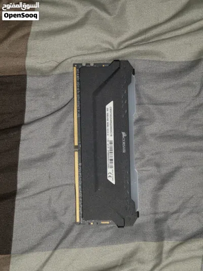 رامات ddr4,32gb,3600mhz من corsair عدد 4 2