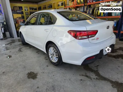 Kia Rio Standard 4