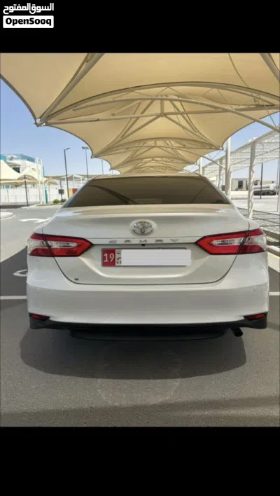Toyota Camry SE 2