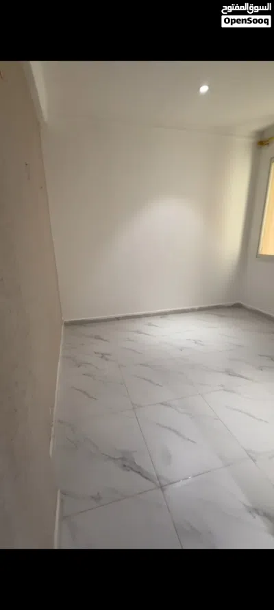 للايجار استديو عائلات او بنات غرفه حمام مطبخ تحضيري 4