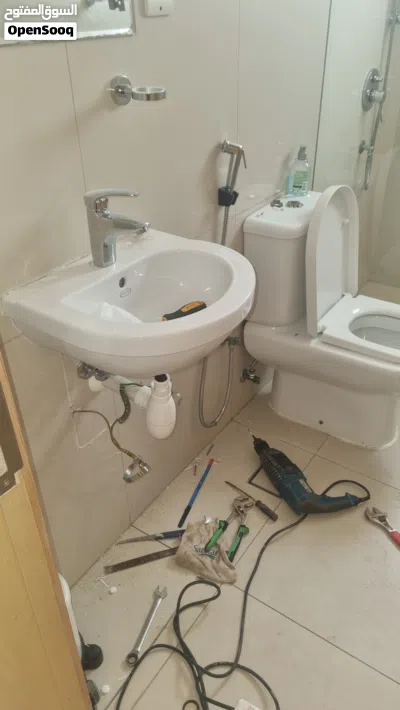 plumber سباك.PLUMBING SERVICES ALL KIND OF PLUMBING WORK WE PROVIDE ON YOUR DOOR STEP اعمال السباکۃ 2